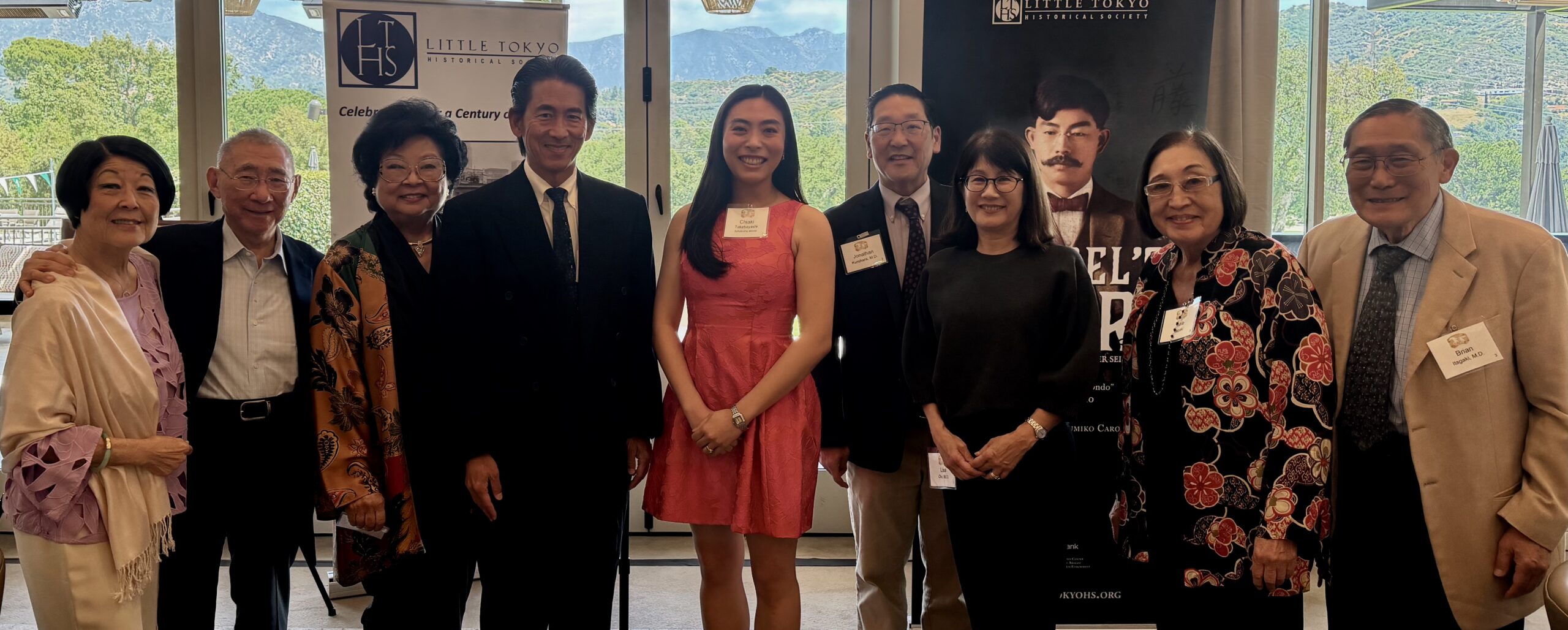 L-R: Joanne&Gordon Sasaki, Karen Arase, Barry Goy, Chiaki Takebayashi, Jonathan Kurohara, Lisa Oki, Gale&Brian Itagaki